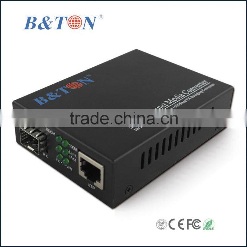 OEM Supply 10/100/1000M fast ethernet SFP Media converter