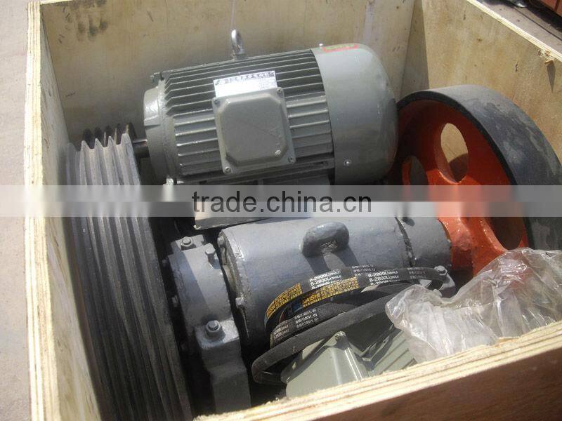 2015 china good quality pe150*250 small portable rock crusher