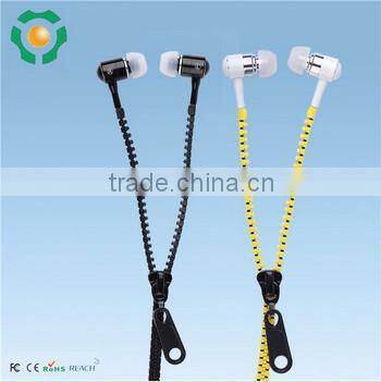 Wholesale popular 3d mobile phone cover sbs zipper earphones or compress with zipper headset