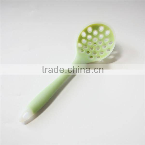 2015 hot sale heat resistant silicone kitchen utensils