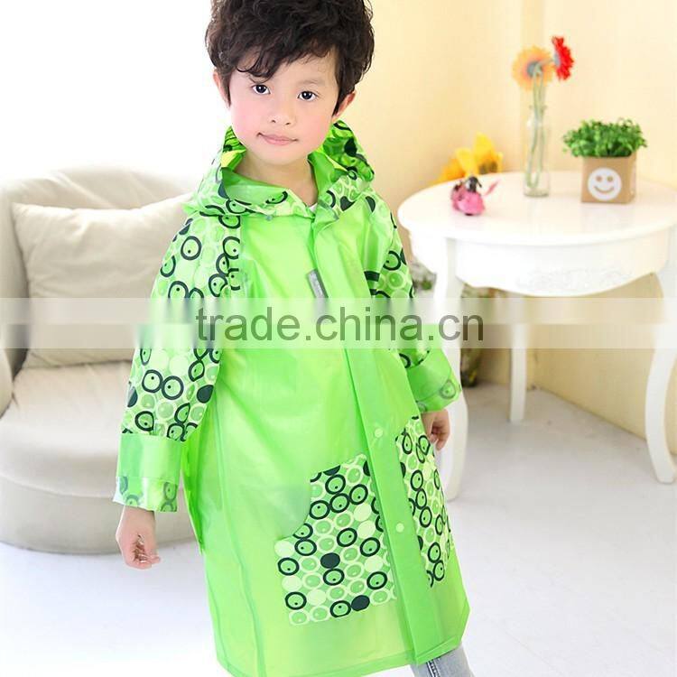 2016 new design best selling kids wear green Background disposable rain poncho with Poka Dot