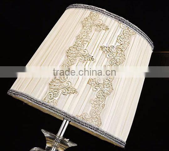 Luxury European style crystal table lamp with white color lace lampshade