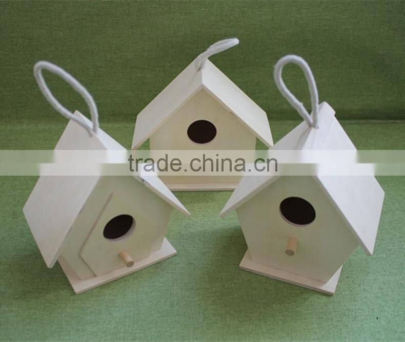 Cheap small wooden bird houses Arts and crafts bird house wicker bird houses with paulownia