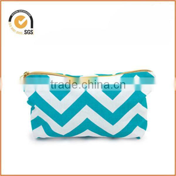 Vintage Camera Applique Zipper Pouch/Makeup Bag: Yellow Canvas with Black and White Fabric By Chiqun Dongguan CQ-H01072