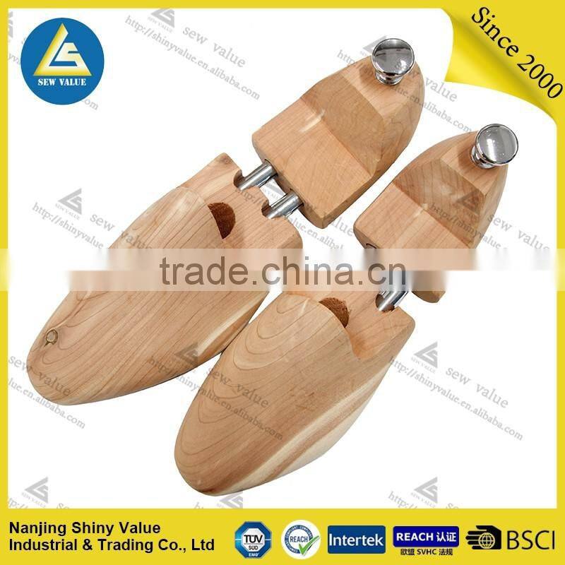 Factory supply top selling aromatic red cedar wood shoe stretcher for wholesale