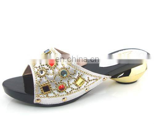 ladies fashion slippers(MD15-1866)