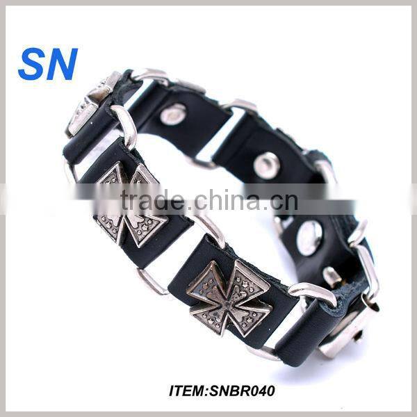 2013 fashion genuine paracord survival bracelet