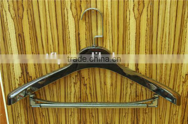 multi plastic clip hangers