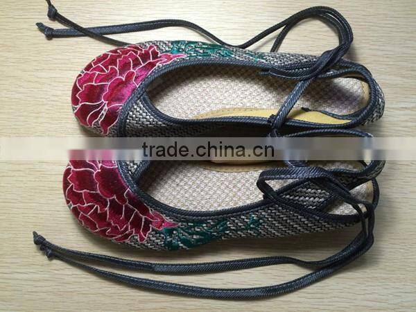 Women's Shoes Old Peking Flower Embroidered Lace Up Linen Cotton Cloth Walking Flat Shoes Oxford Sole