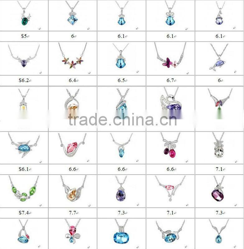 (Z 030607) Rose gold stud earrings 2013 made with zircon