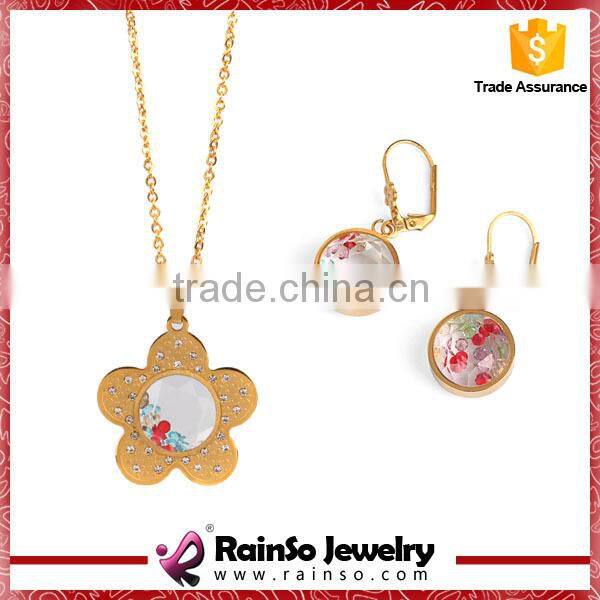 Beautiful Gold Tortoise Pendant Necklace