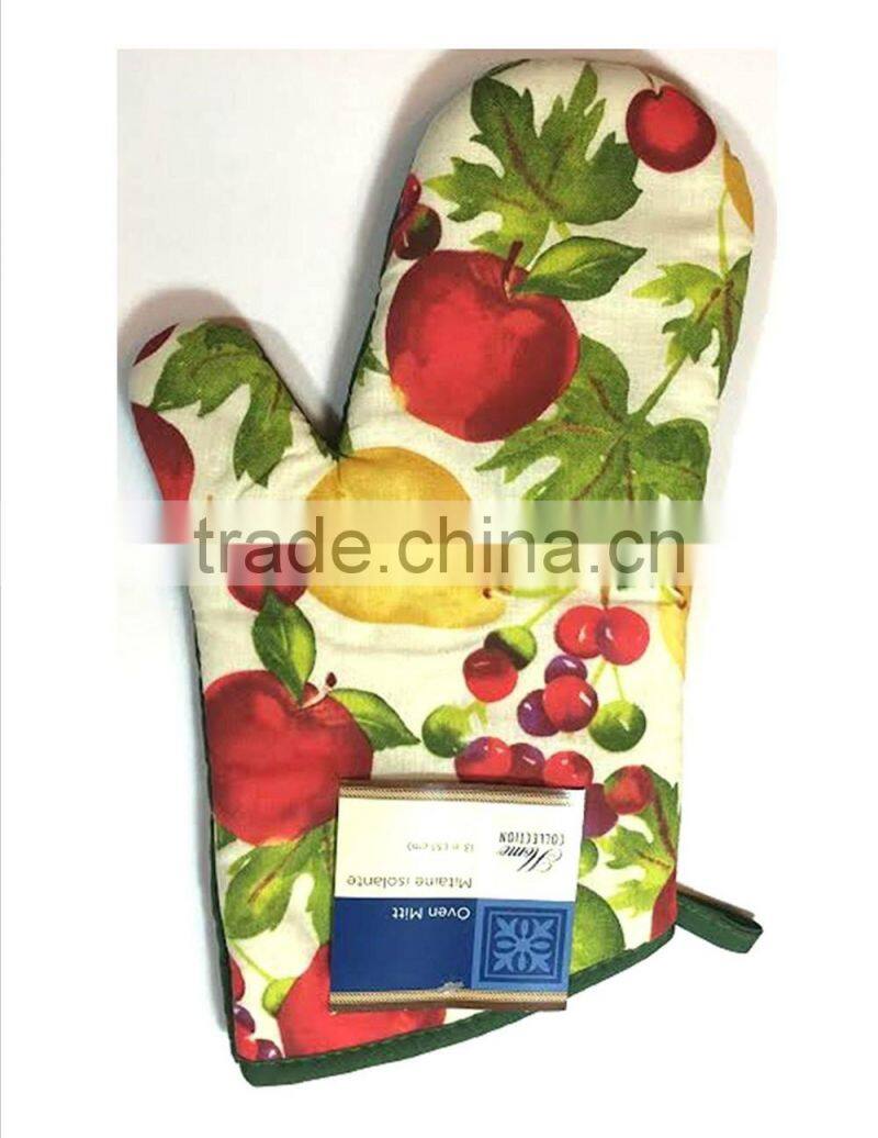 Disposable feature and sublimation pattern Christmas place mat and napkins&gloves