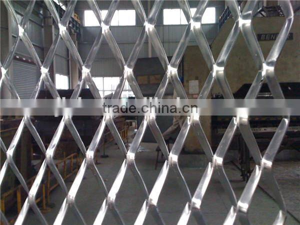 Green belt protection expanded plate making machine