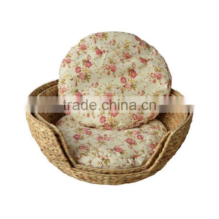 Wholesale dog supply multi designs natrual straw woven bed for dog