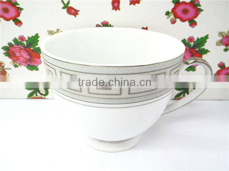 round Porcelain Ceramic tea cup and saucer set