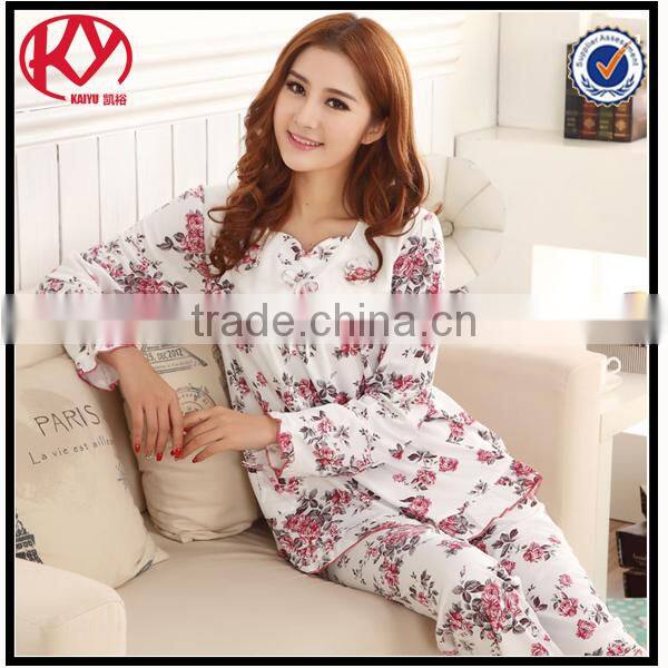 Factory direct sale women pajamas spring and autumn sleep wear clothes for girls cheap bulk night wear
