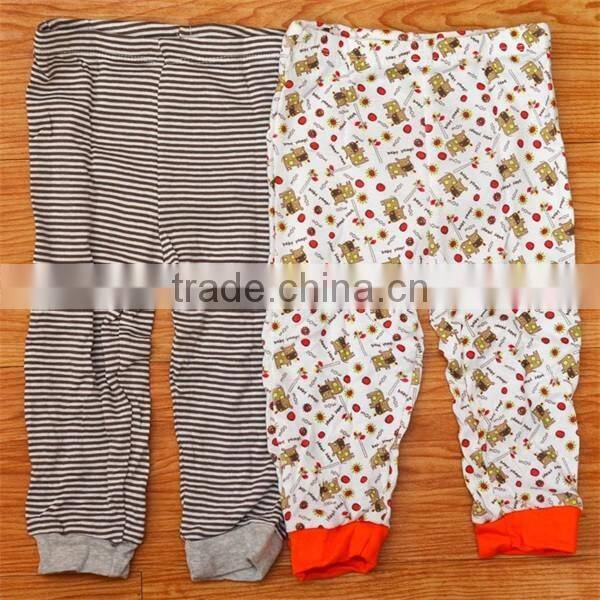 2016 new design cute embroirdery baby pants