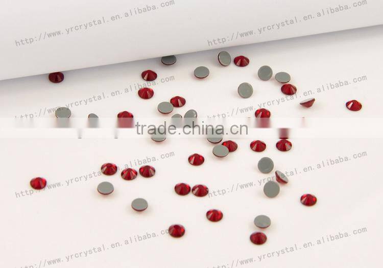 Round shape light siam color with silver foiling flat back hotfix crystals