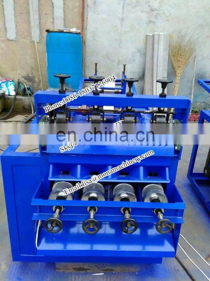 Scourer ball separating steel wool machine for making mesh scourer