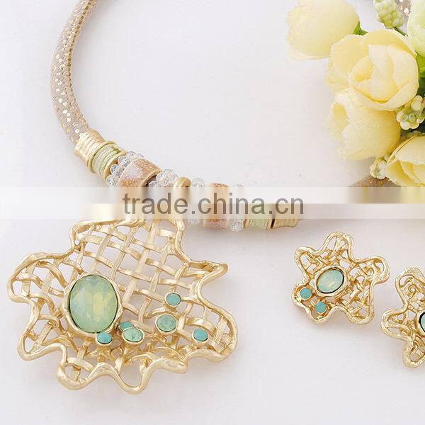 Fashionable charm pendants jewelry new CRYSTAL PENDANT MLJS 046
