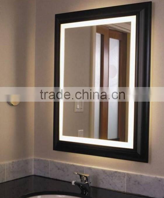 IP44 CE LED Mirror with Magnifier for Bathroom
