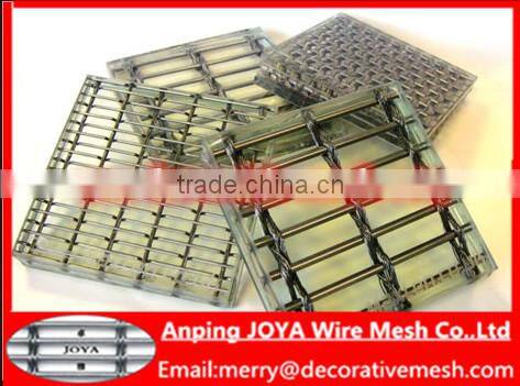 wire mesh with decorative glass