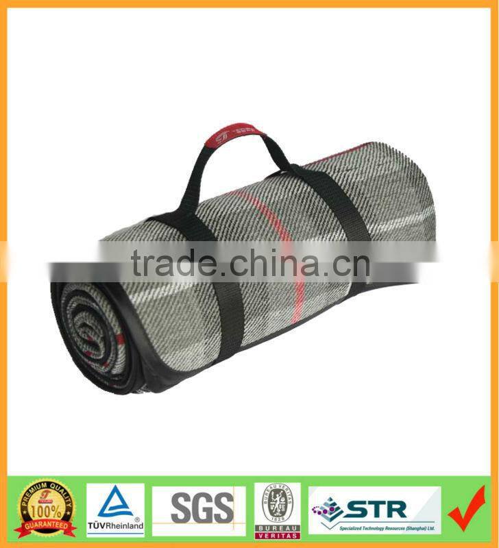 Multi-purpose 50"x60" Plaid Fleece Lined Nylon Picnic Blanket Waterproof Stadium Blanket