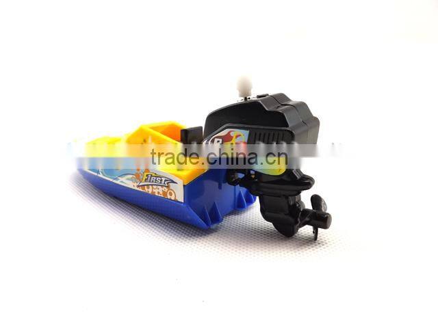 Mini plastic wind up toy rowing boat