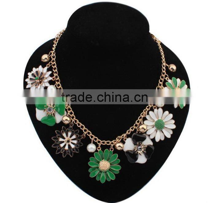 New Green Flower Choker Collar Vintage Pendant Statement Necklace Women Necklaces & Pendants Fashion Necklaces for Women 2014