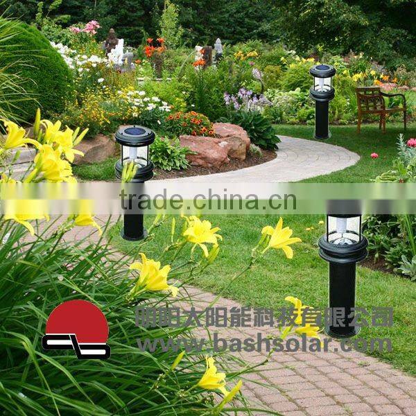 High brightness solar lawn light