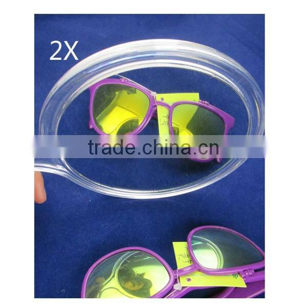 Personalized handheld mirror with 2X magnifying glass