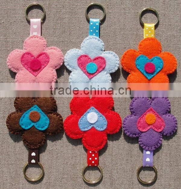 hot 2017 best selling laser cut new product decorative custom handmade fabric felt keychain manufacturers