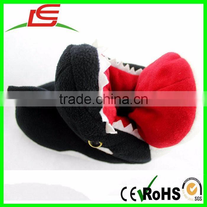 Personalized autumn winter cute black green cartoon plush warm slippers
