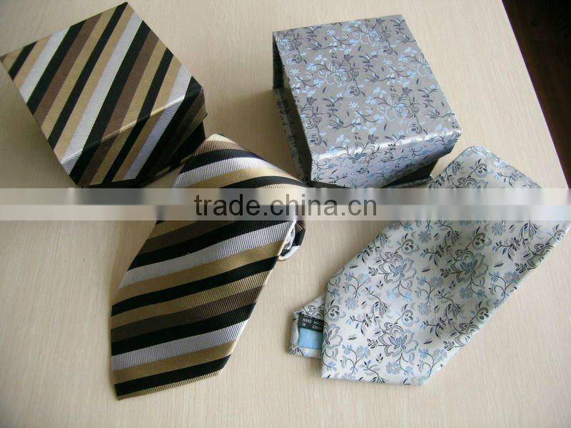 100% silk necktie set with cufflinks and hankerchief and giftbox