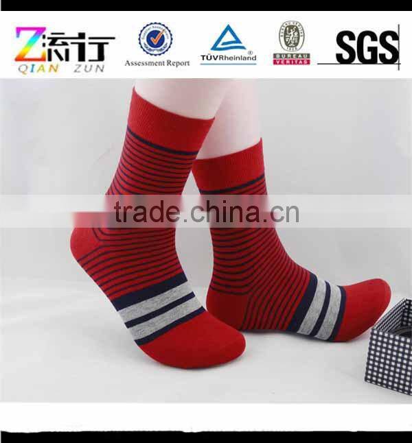 100% cotton unisex fashion socks/High quality printing sport socks/custom design socks