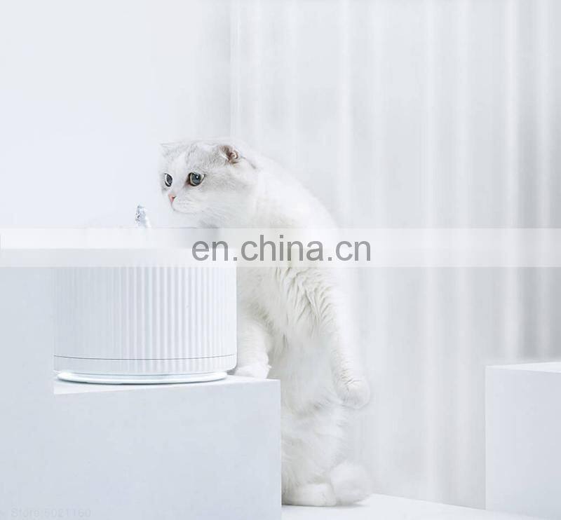 MI Xiaocheng cat cat dog intelligent water fountain 1.88L filter 360-degree open drinking tray animal 5 layer water fountain