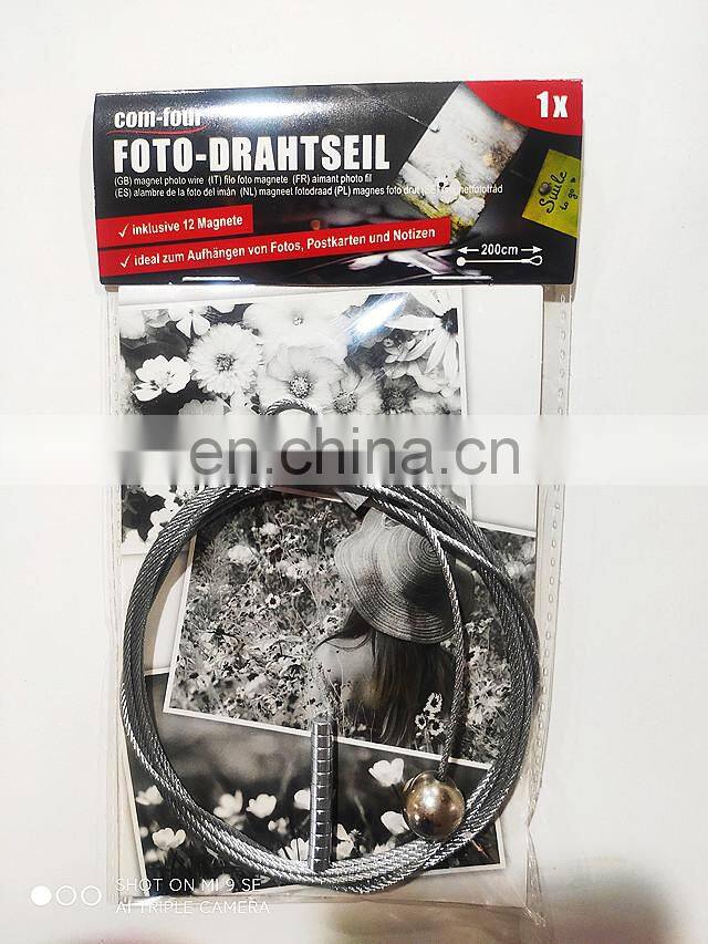 Pinbo Hot Sell Hanging Cable Photo Holder with Magnetic