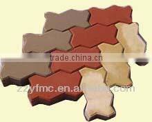 Hydraulic interlocking brick making machine