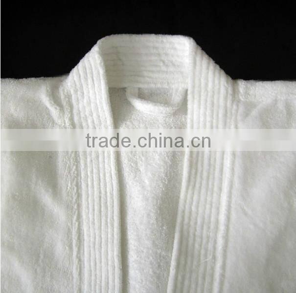 Foshan Customized 100% Cotton Towel Bathrobe For Wholesale