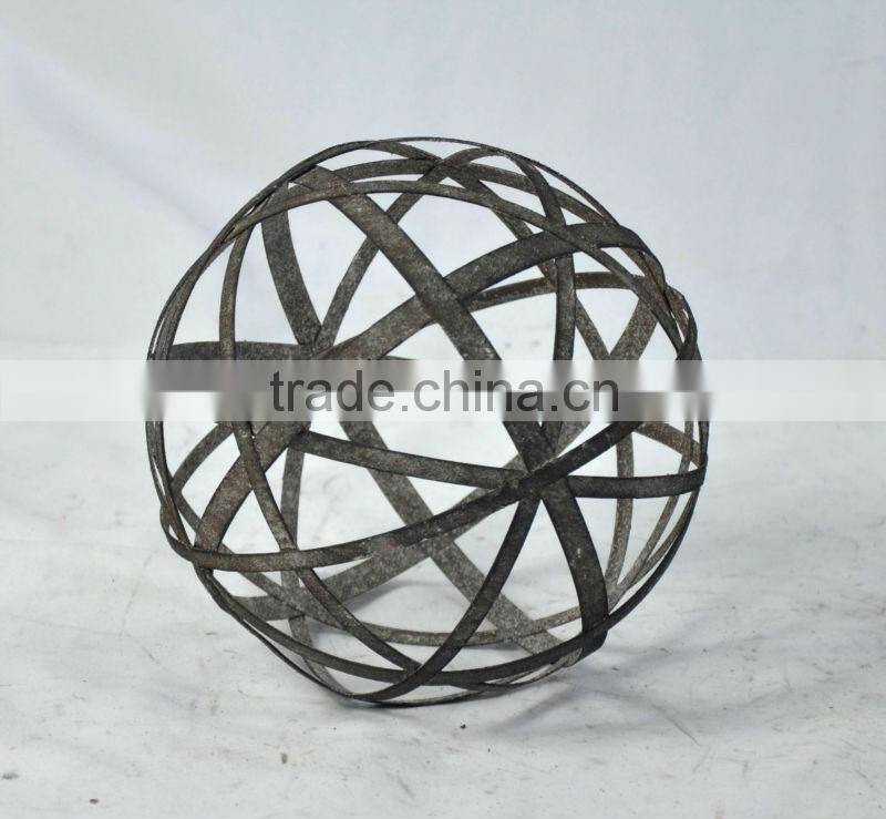 Rustic mini garden decoration metal hollow-carved ball