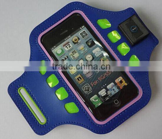 Brand New Balance SportLED Safety Light Fits cell phone Armband