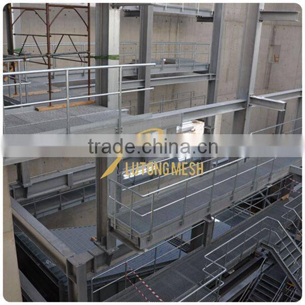 High Quality Standard Welded Steel Bar Grating, painted grating