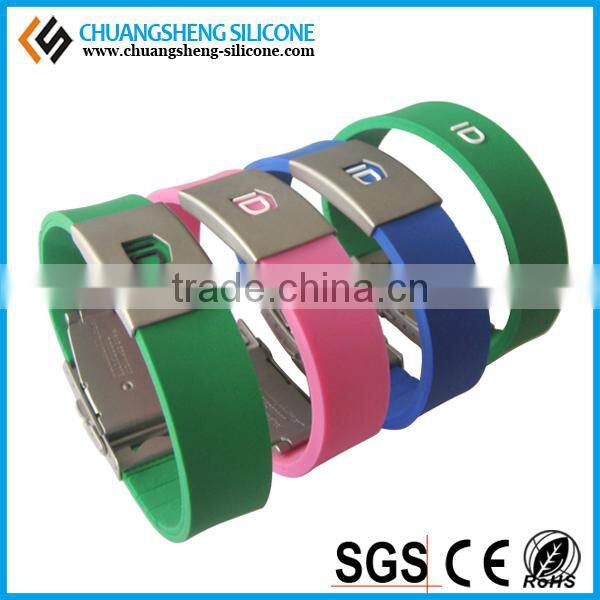 ID bracelet with silicone material for the old and chirldren