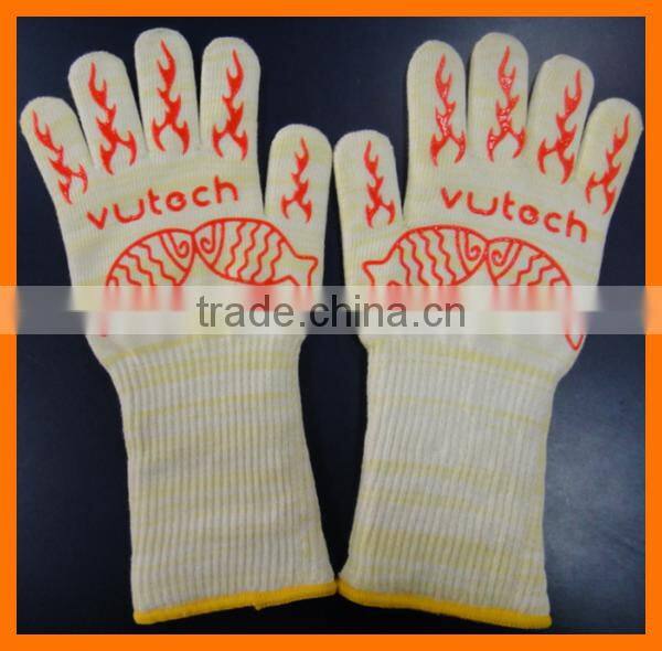 Custom Silicone Grip Heat and Cut Resistance Gloves for Kitchen Use