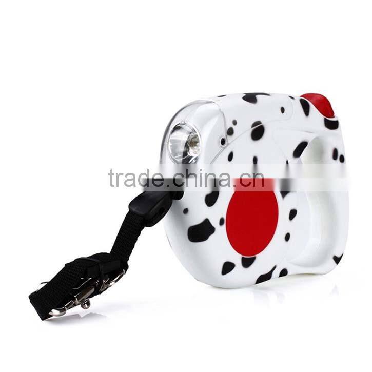 15ft Automatic Outdoor Retractable Dog Leash Hands Free Dog Leash With Bag flashlight LED Light