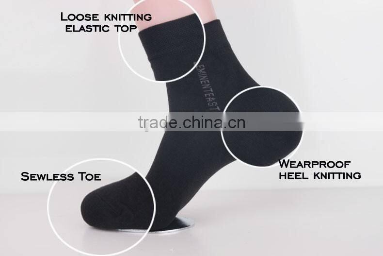 wholesale & customized 100% bamboo anti-bacterial breathable seamless solid color men dress socks