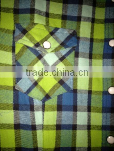 ladies check 100% cotton flannel long sleeve shirt with two chest pockets and button up