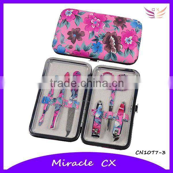 Flower design manicure set promotional in metal case