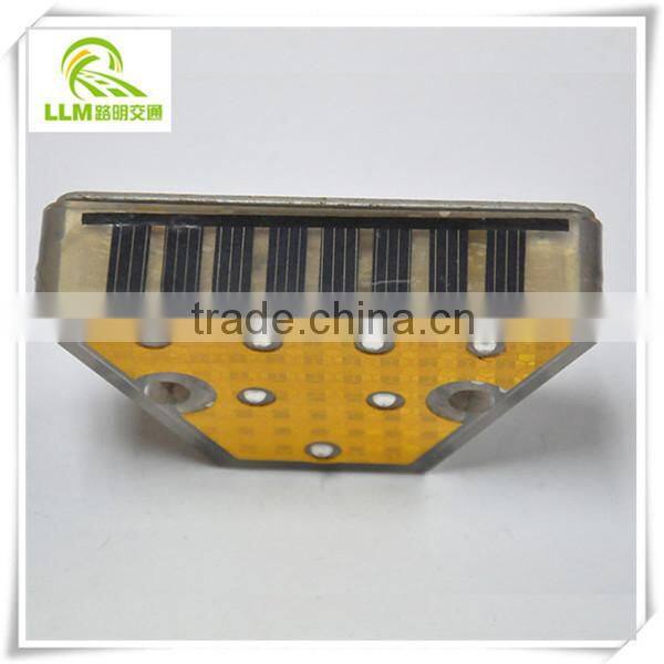 Original design solar road delineator post guardrail for traffic safety