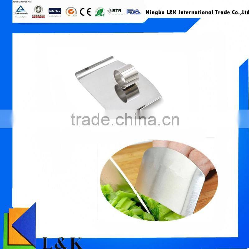 Kitchen gadget chopping vegetables armguard device finger protector
